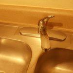 Double bowl kitchen sink and faucet (2)